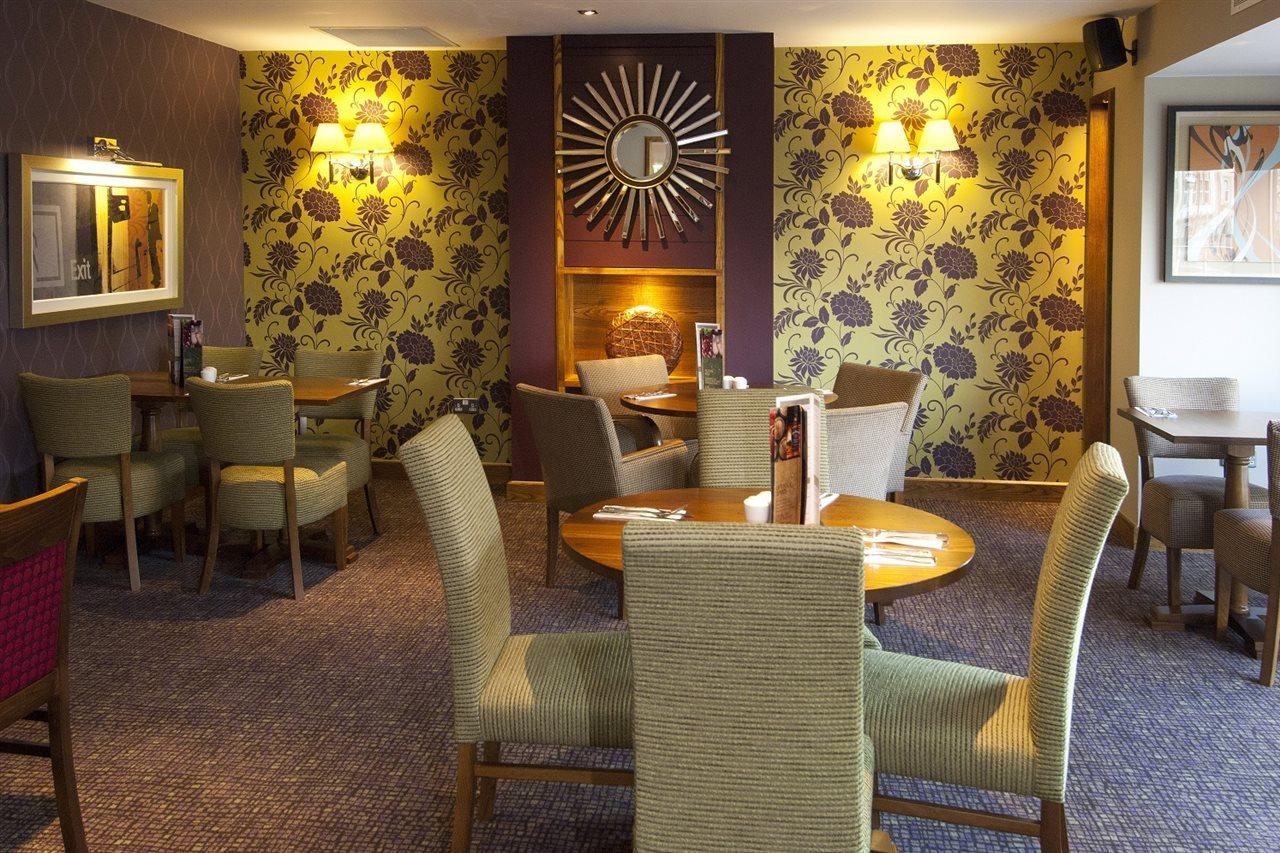 Premier Inn Bradford Central Buitenkant foto