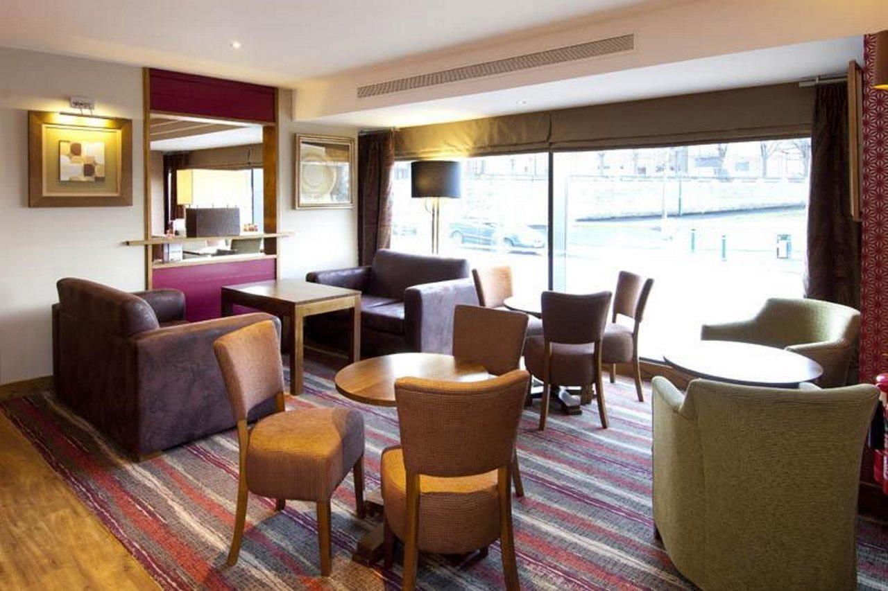 Premier Inn Bradford Central Buitenkant foto