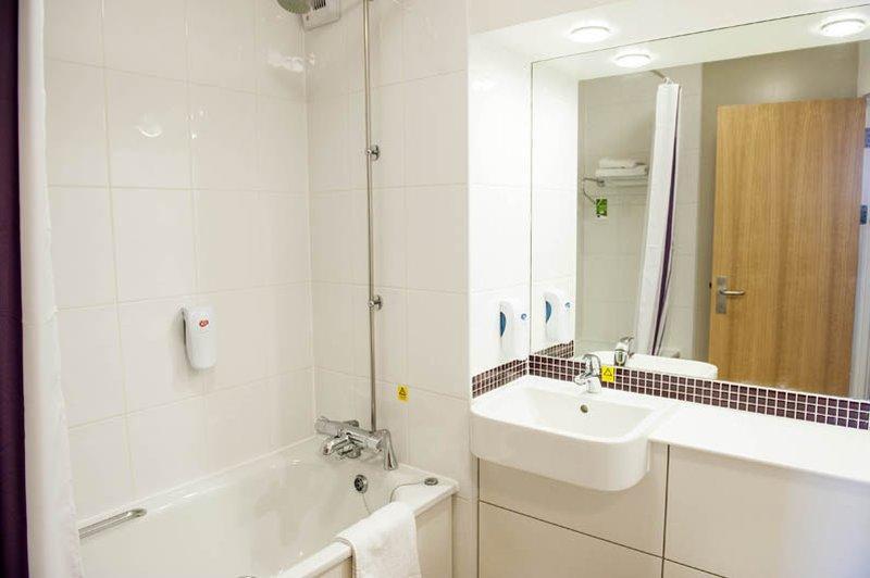 Premier Inn Bradford Central Buitenkant foto