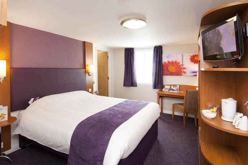 Premier Inn Bradford Central Buitenkant foto