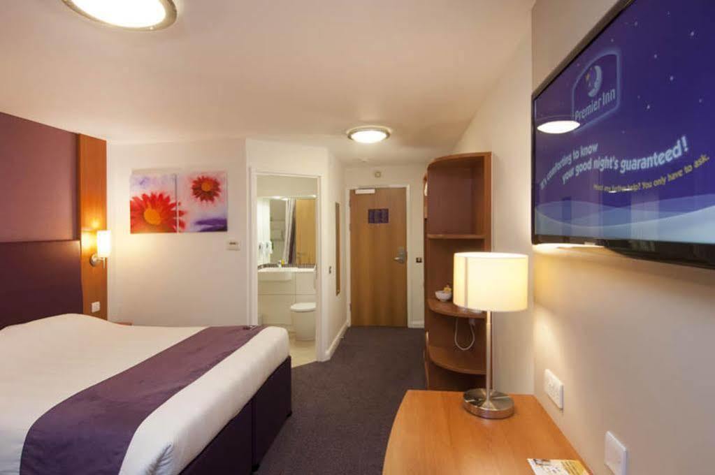 Premier Inn Bradford Central Buitenkant foto