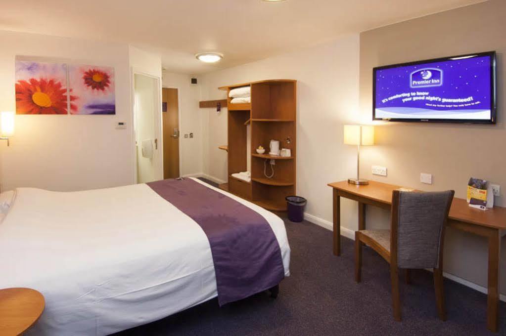 Premier Inn Bradford Central Buitenkant foto
